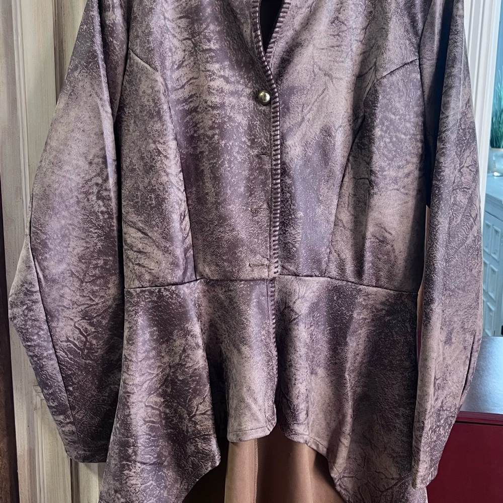 VENUS Earthy Textured Blazer